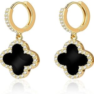 NEW 14 carats Gold planed Trefle earings